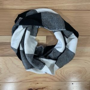 Black and White Plaid Infinity Scarf